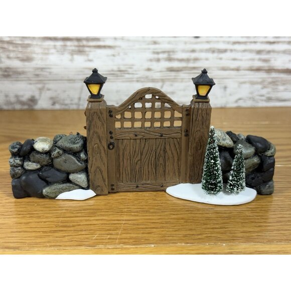 Dept 56 Village Accessories FIELDSTONE ENTRY GATE Christmas Vintage Box - Picture 2 of 6